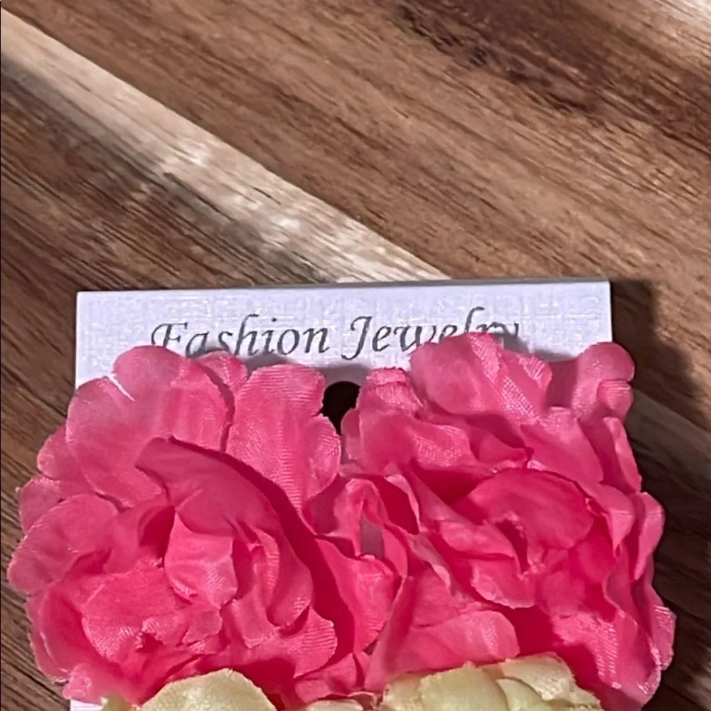 Unbranded Hot Pink and Yellow Floral earrings Fashion jewelry New size medium